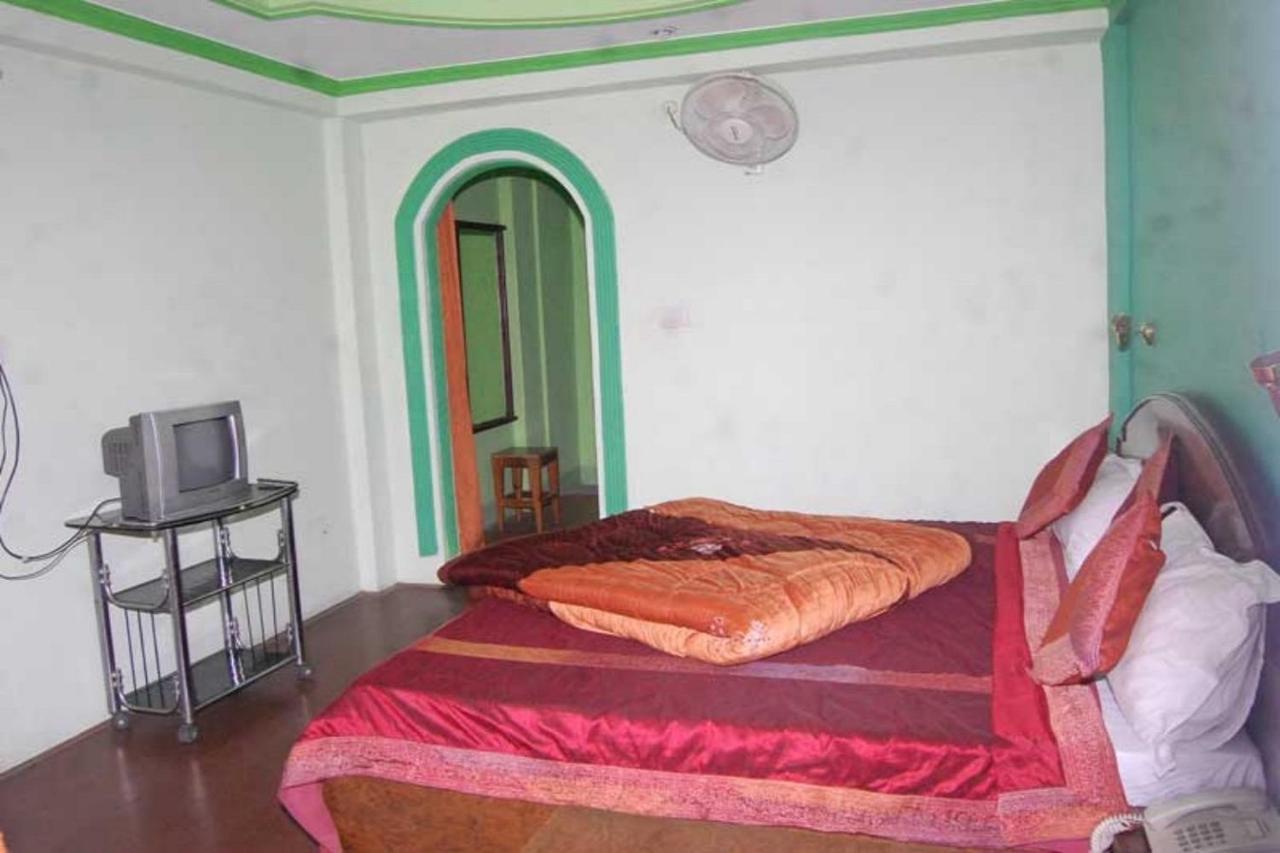 Goroomgo Hotel Shivay Near Kausani Chouraha - Mountain View - Excellent Customer Service Eksteriør bilde