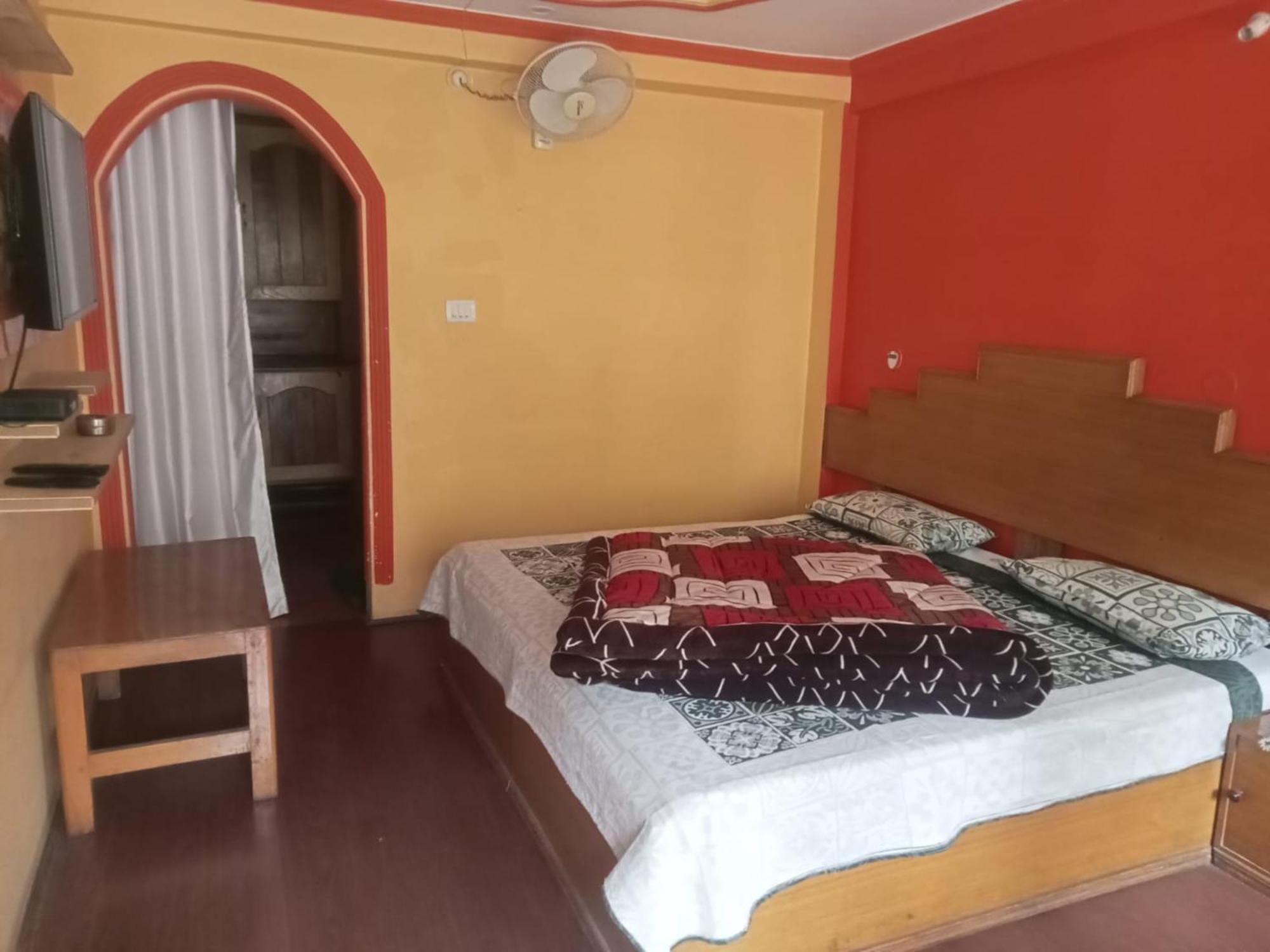 Goroomgo Hotel Shivay Near Kausani Chouraha - Mountain View - Excellent Customer Service Eksteriør bilde